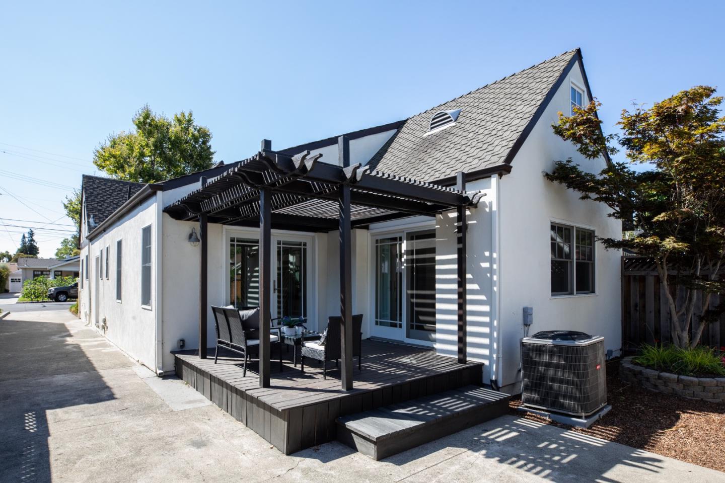 Detail Gallery Image 25 of 27 For 1519 Hanchett Ave, San Jose,  CA 95126 - 3 Beds | 2 Baths