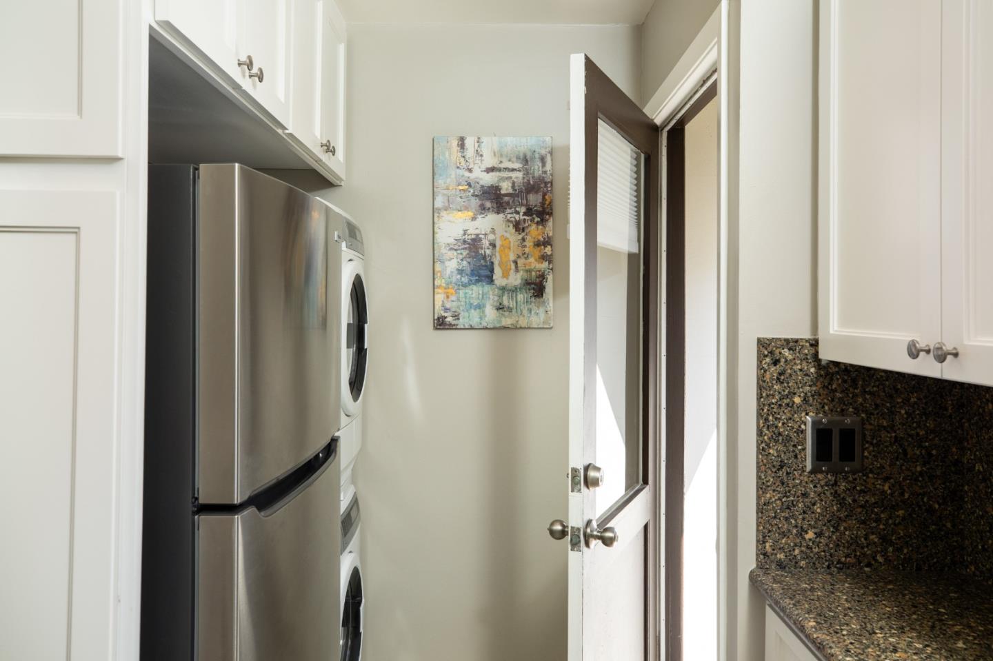 Detail Gallery Image 7 of 27 For 1519 Hanchett Ave, San Jose,  CA 95126 - 3 Beds | 2 Baths