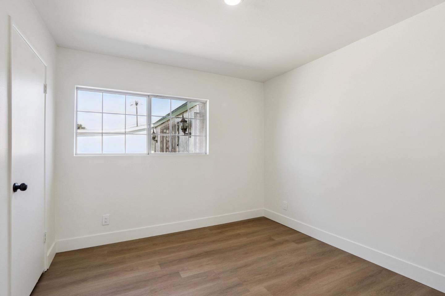 Detail Gallery Image 9 of 15 For 11247 Michael Hunt Dr, South El Monte,  CA 91733 - 5 Beds | 2 Baths