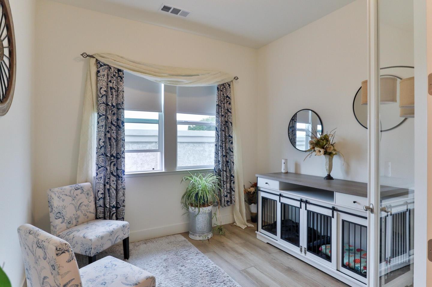 Detail Gallery Image 26 of 52 For 2102 White Oak Dr, Hollister,  CA 95023 - 2 Beds | 2 Baths