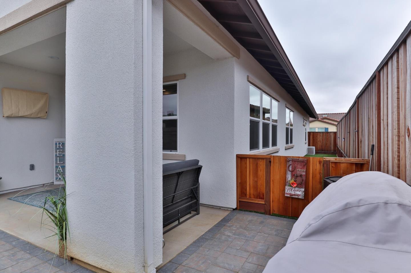 Detail Gallery Image 34 of 52 For 2102 White Oak Dr, Hollister,  CA 95023 - 2 Beds | 2 Baths