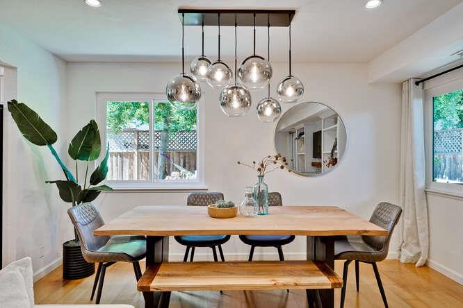 Detail Gallery Image 12 of 75 For 269 Bush St #B,  Mountain View,  CA 94041 - 3 Beds | 2/1 Baths