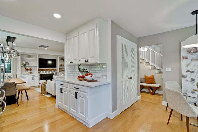 Detail Gallery Image 18 of 75 For 269 Bush St #B,  Mountain View,  CA 94041 - 3 Beds | 2/1 Baths