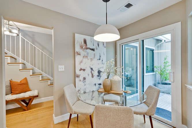 Detail Gallery Image 19 of 75 For 269 Bush St #B,  Mountain View,  CA 94041 - 3 Beds | 2/1 Baths
