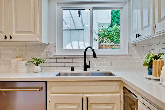 Detail Gallery Image 24 of 75 For 269 Bush St #B,  Mountain View,  CA 94041 - 3 Beds | 2/1 Baths