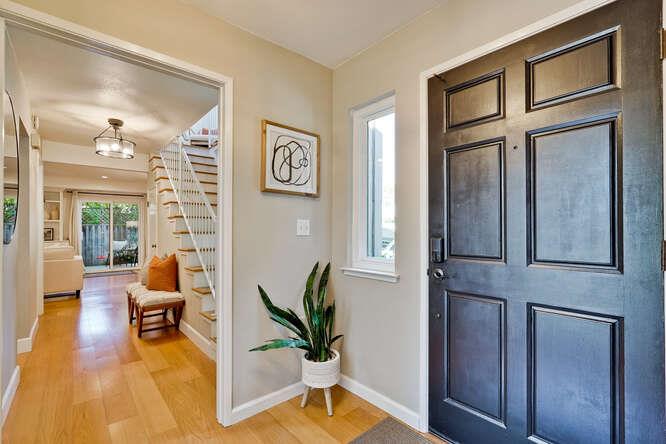Detail Gallery Image 3 of 75 For 269 Bush St #B,  Mountain View,  CA 94041 - 3 Beds | 2/1 Baths