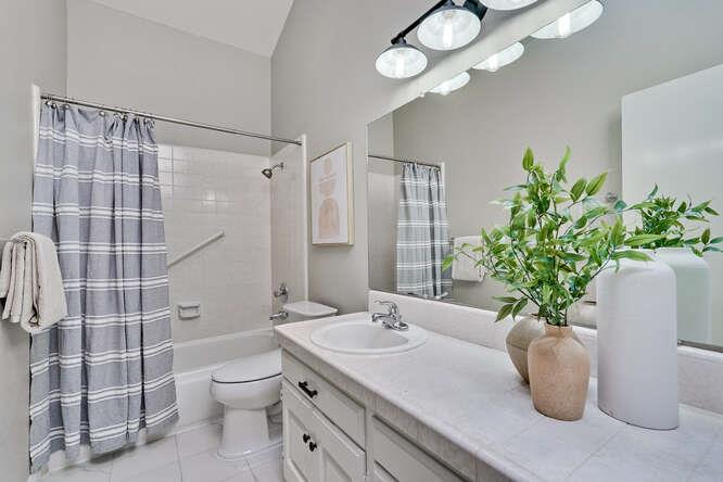 Detail Gallery Image 50 of 75 For 269 Bush St #B,  Mountain View,  CA 94041 - 3 Beds | 2/1 Baths