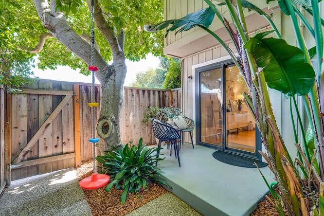 Detail Gallery Image 68 of 75 For 269 Bush St #B,  Mountain View,  CA 94041 - 3 Beds | 2/1 Baths