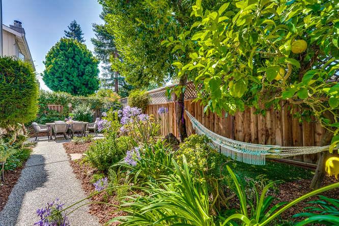 Detail Gallery Image 70 of 75 For 269 Bush St #B,  Mountain View,  CA 94041 - 3 Beds | 2/1 Baths
