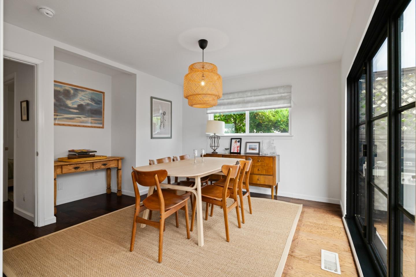 Detail Gallery Image 15 of 20 For 404 Roosevelt Blvd, Half Moon Bay,  CA 94019 - 4 Beds | 3 Baths