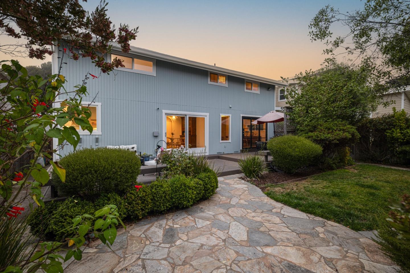 Detail Gallery Image 19 of 20 For 404 Roosevelt Blvd, Half Moon Bay,  CA 94019 - 4 Beds | 3 Baths