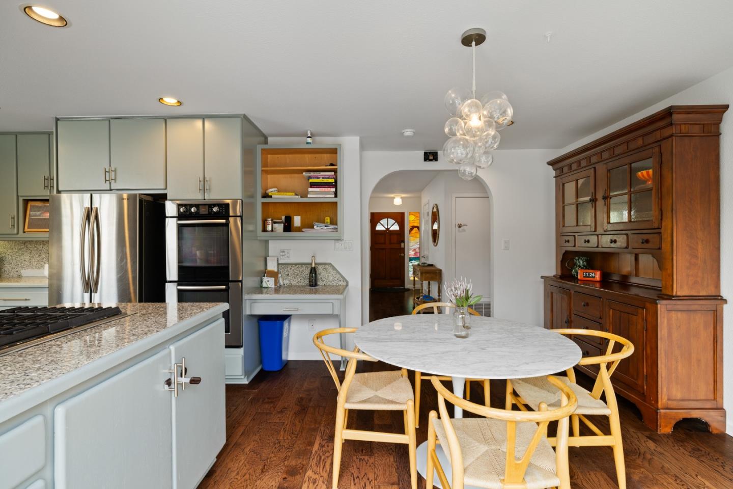 Detail Gallery Image 2 of 20 For 404 Roosevelt Blvd, Half Moon Bay,  CA 94019 - 4 Beds | 3 Baths