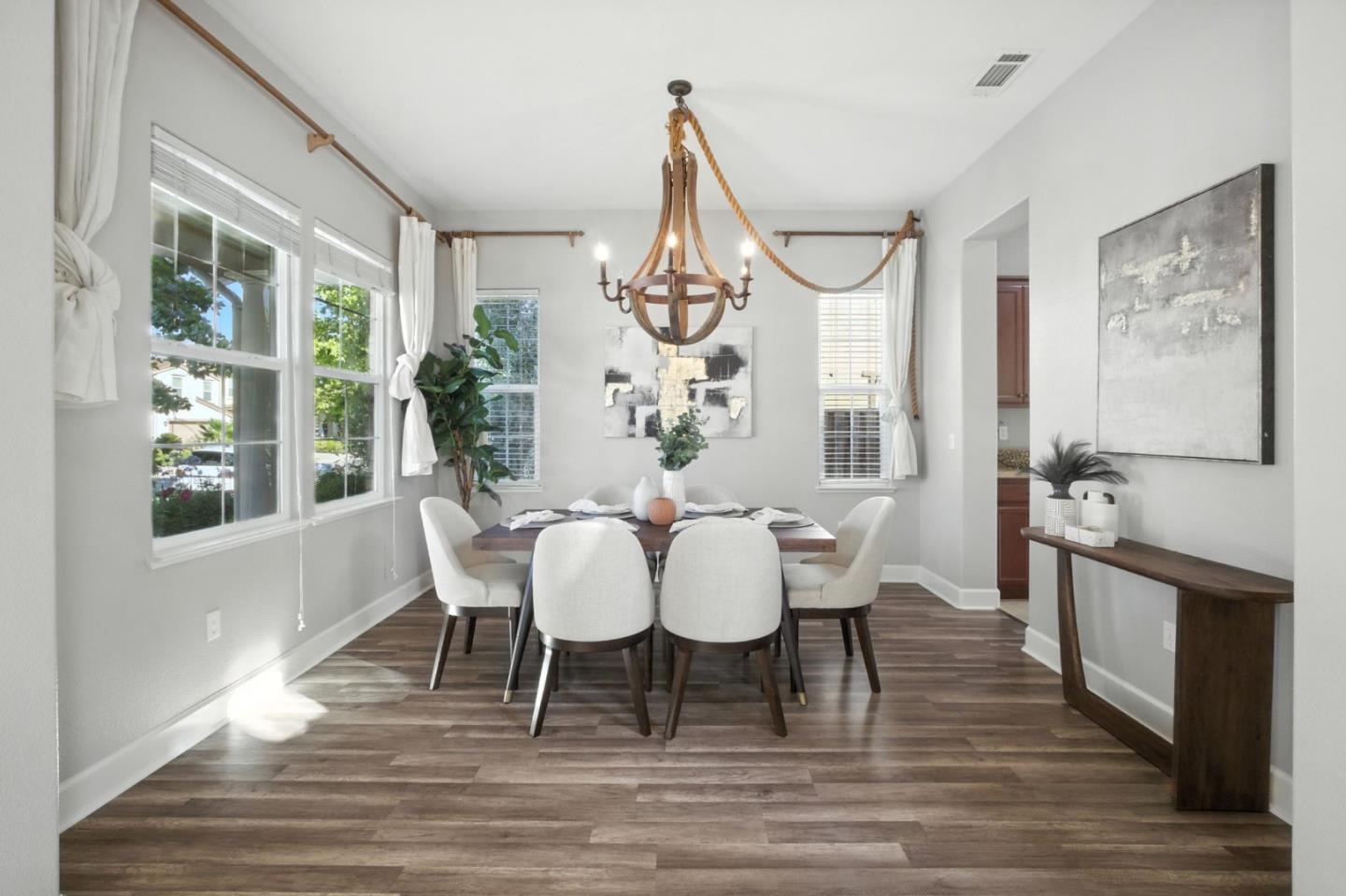Detail Gallery Image 6 of 36 For 691 San Gabriel Ave, Morgan Hill,  CA 95037 - 4 Beds | 2/1 Baths