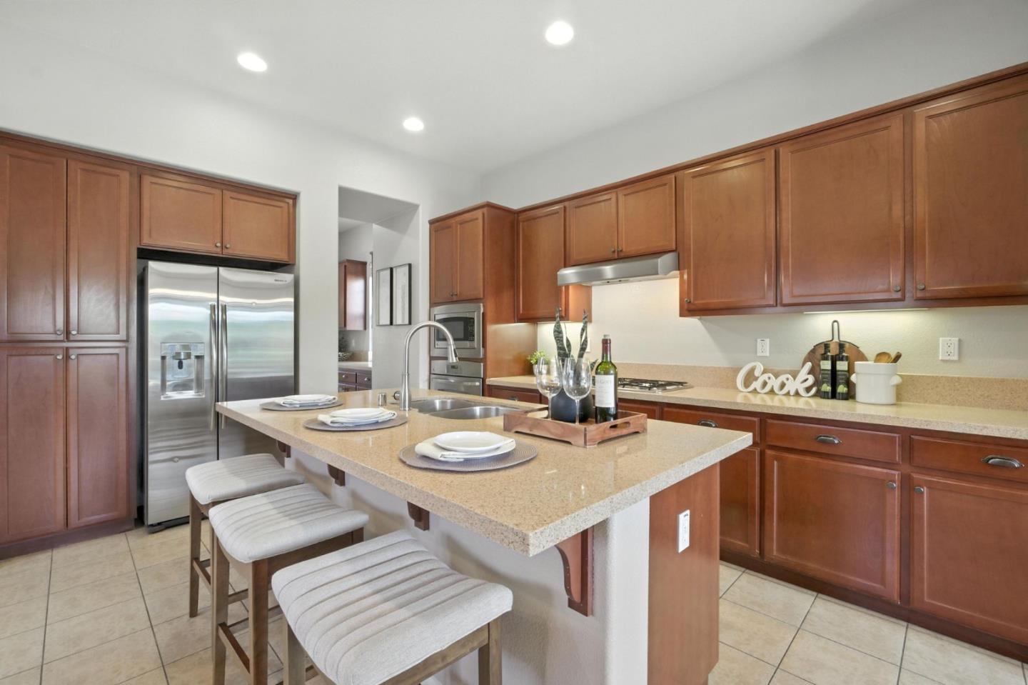 Detail Gallery Image 7 of 36 For 691 San Gabriel Ave, Morgan Hill,  CA 95037 - 4 Beds | 2/1 Baths