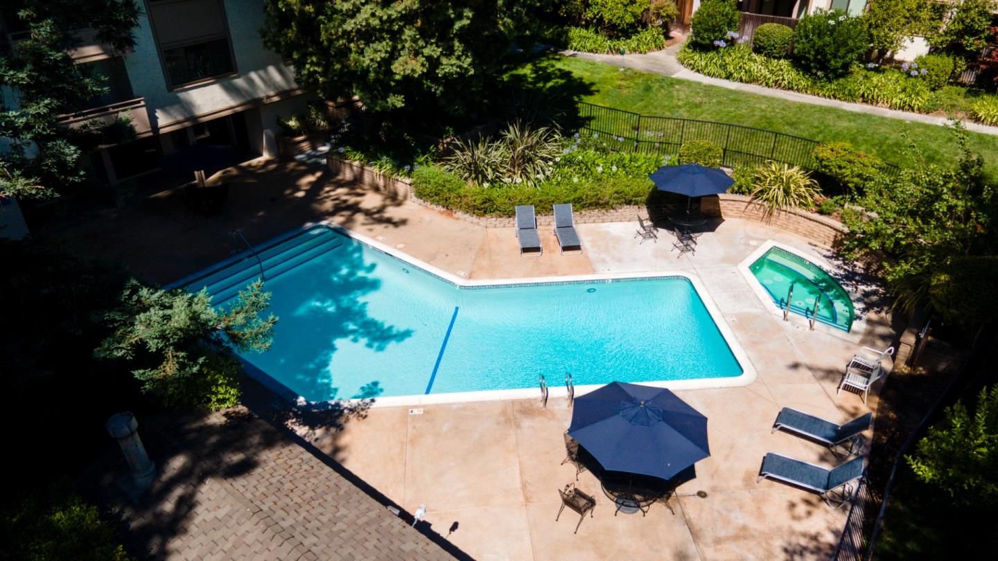 Detail Gallery Image 43 of 45 For 20720 4th St #8,  Saratoga,  CA 95070 - 3 Beds | 2 Baths