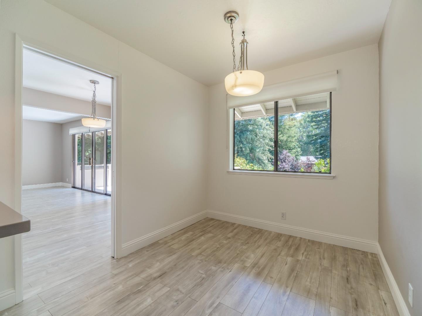 Detail Gallery Image 9 of 45 For 20720 4th St #8,  Saratoga,  CA 95070 - 3 Beds | 2 Baths