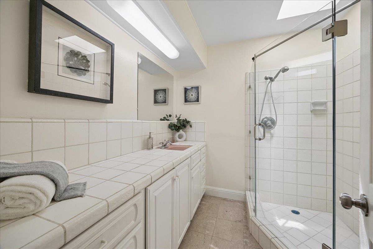 Detail Gallery Image 22 of 65 For 20345 Argonaut Dr, Saratoga,  CA 95070 - 5 Beds | 4 Baths