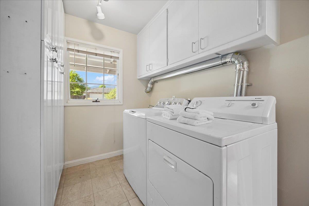 Detail Gallery Image 29 of 65 For 20345 Argonaut Dr, Saratoga,  CA 95070 - 5 Beds | 4 Baths