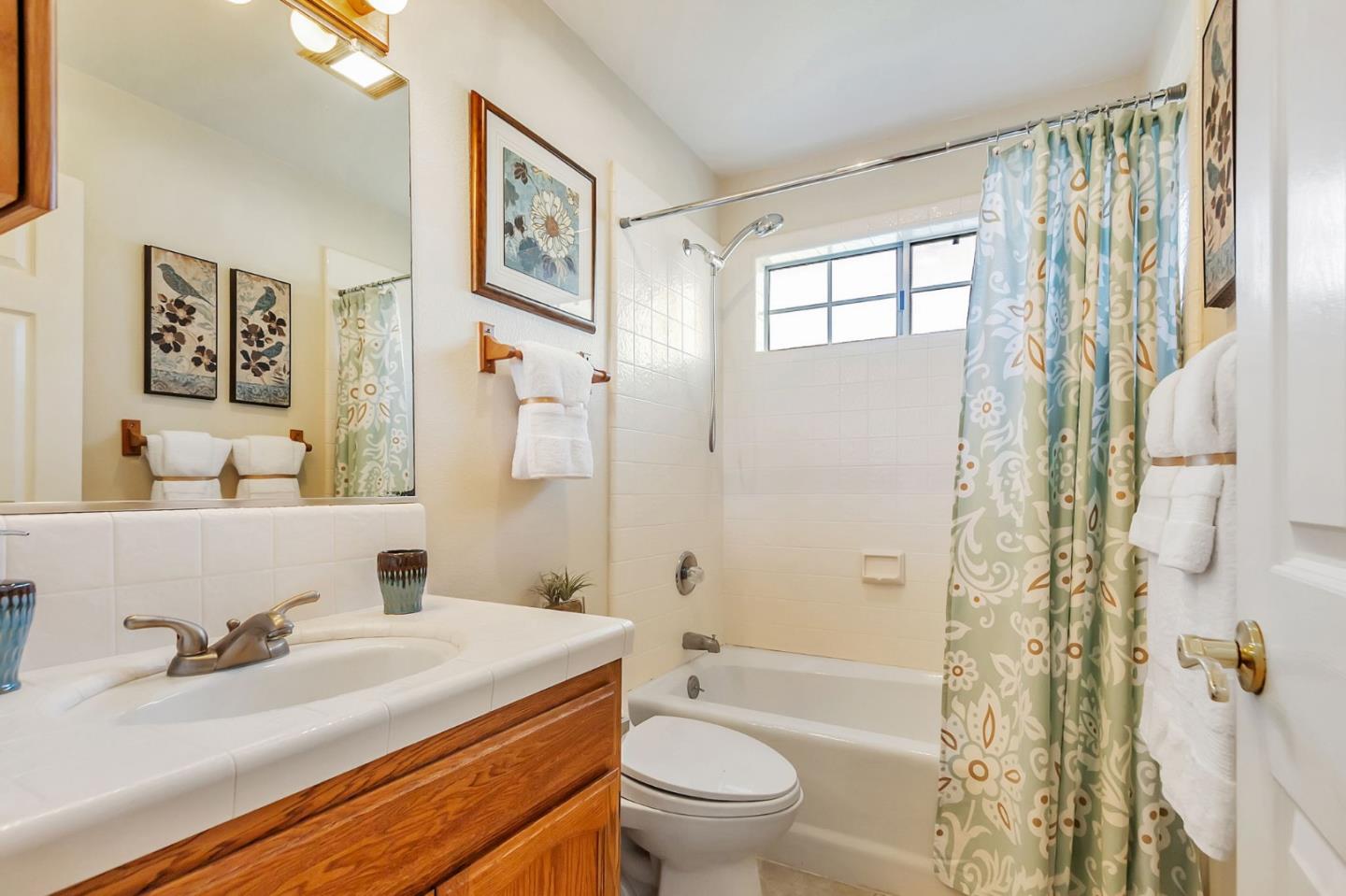 Detail Gallery Image 20 of 46 For 143 Viki Ct, Scotts Valley,  CA 95066 - 3 Beds | 3 Baths