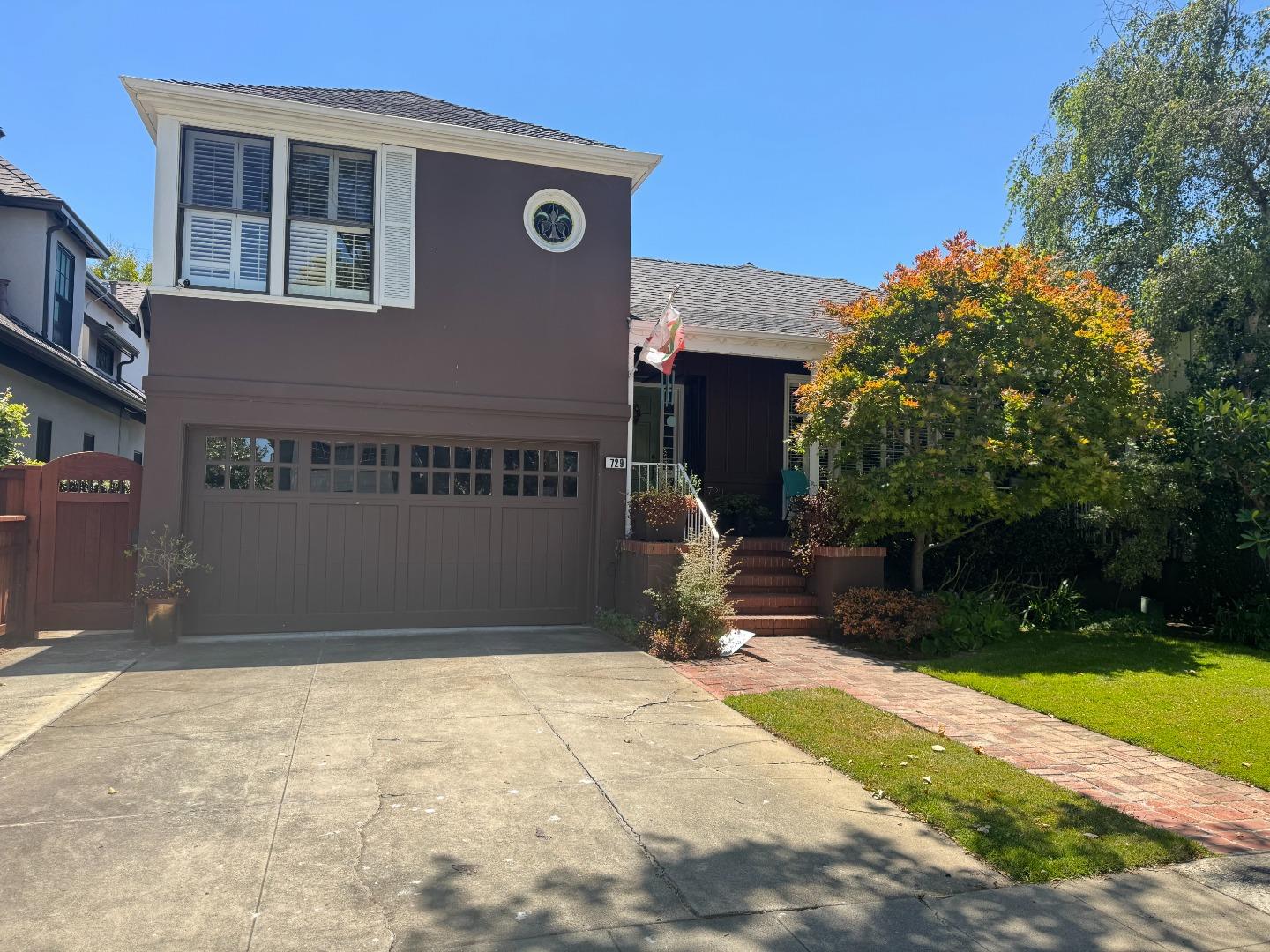 Detail Gallery Image 2 of 22 For 729 Plymouth Way, Burlingame,  CA 94010 - 3 Beds | 2 Baths