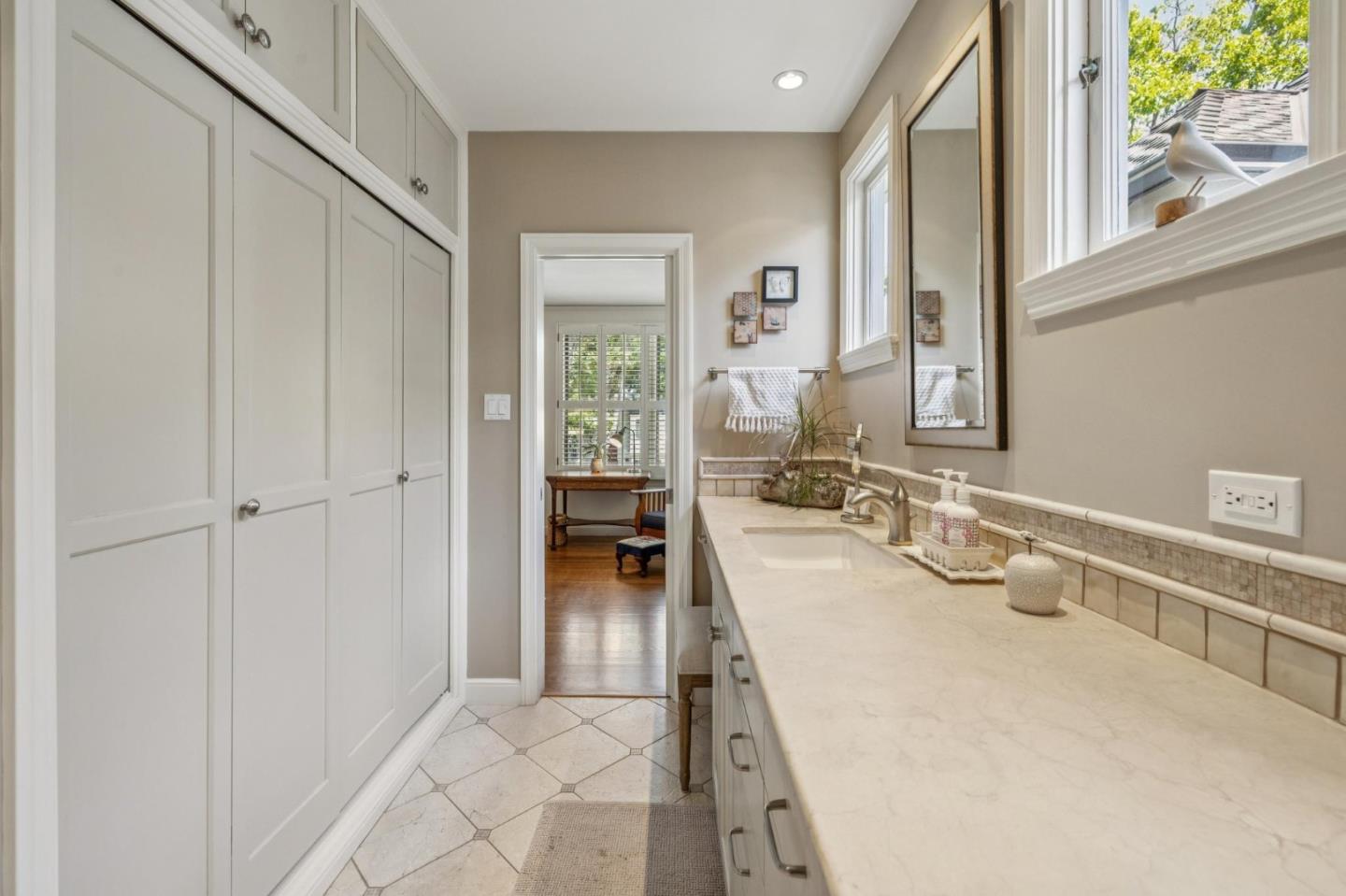 Detail Gallery Image 48 of 83 For 729 Plymouth Way, Burlingame,  CA 94010 - 3 Beds | 2 Baths