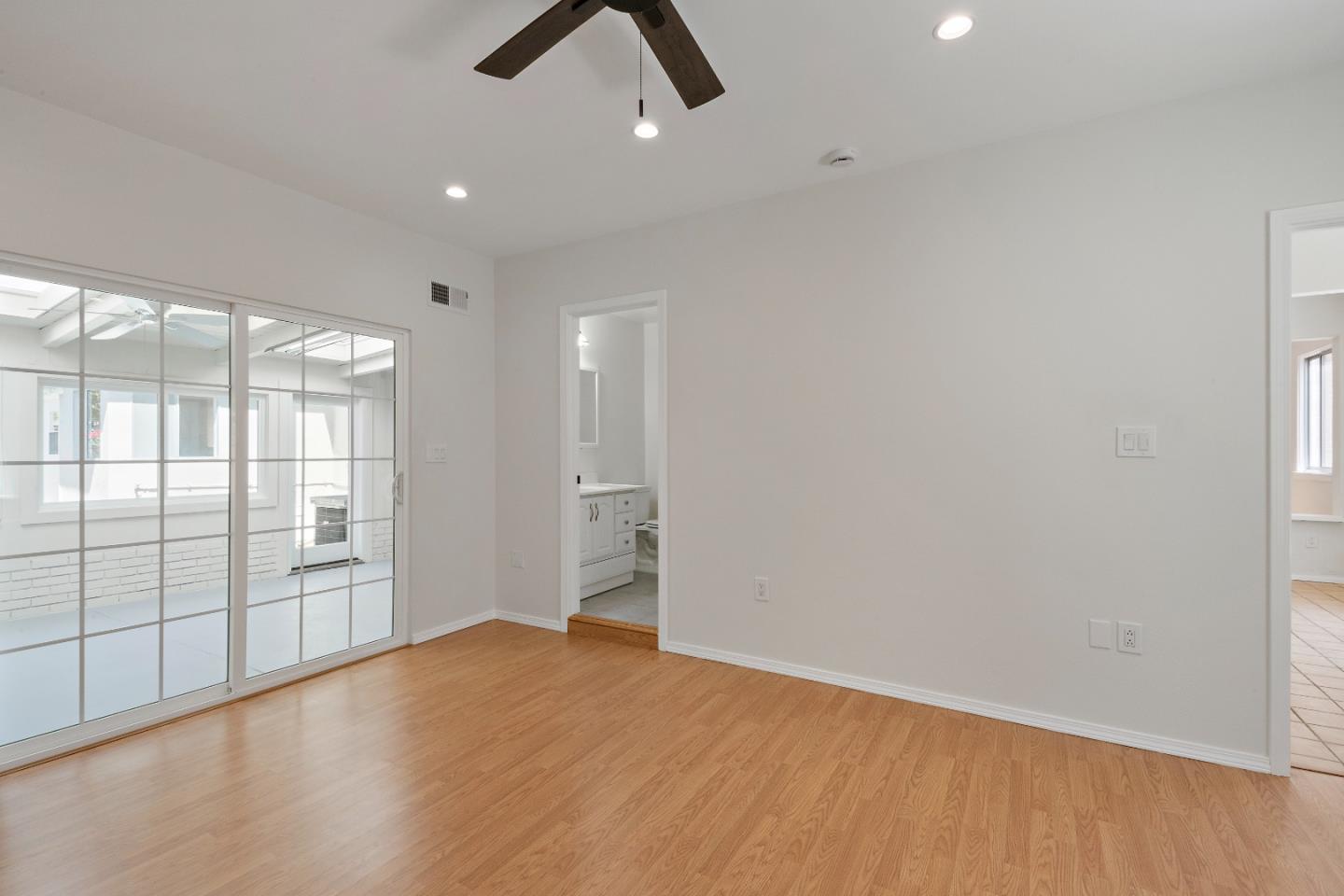Detail Gallery Image 16 of 30 For 1486 Richards Ave, San Jose,  CA 95125 - 5 Beds | 4 Baths