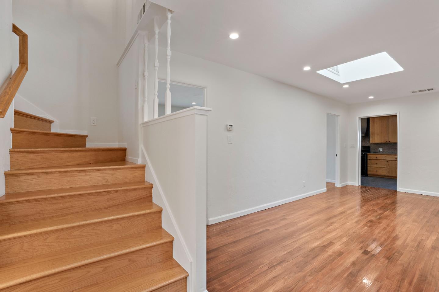 Detail Gallery Image 4 of 30 For 1486 Richards Ave, San Jose,  CA 95125 - 5 Beds | 4 Baths