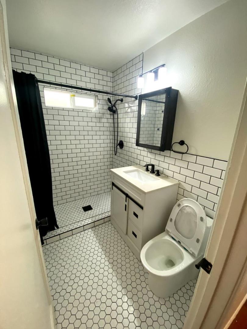 Detail Gallery Image 1 of 19 For 1672 E San Fernando St, San Jose,  CA 95116 - – Beds | – Baths