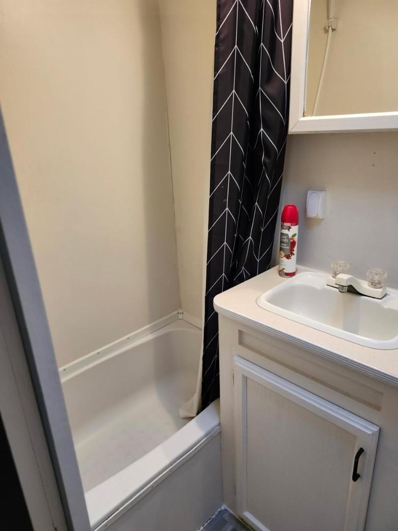 Detail Gallery Image 18 of 19 For 1672 E San Fernando St, San Jose,  CA 95116 - – Beds | – Baths
