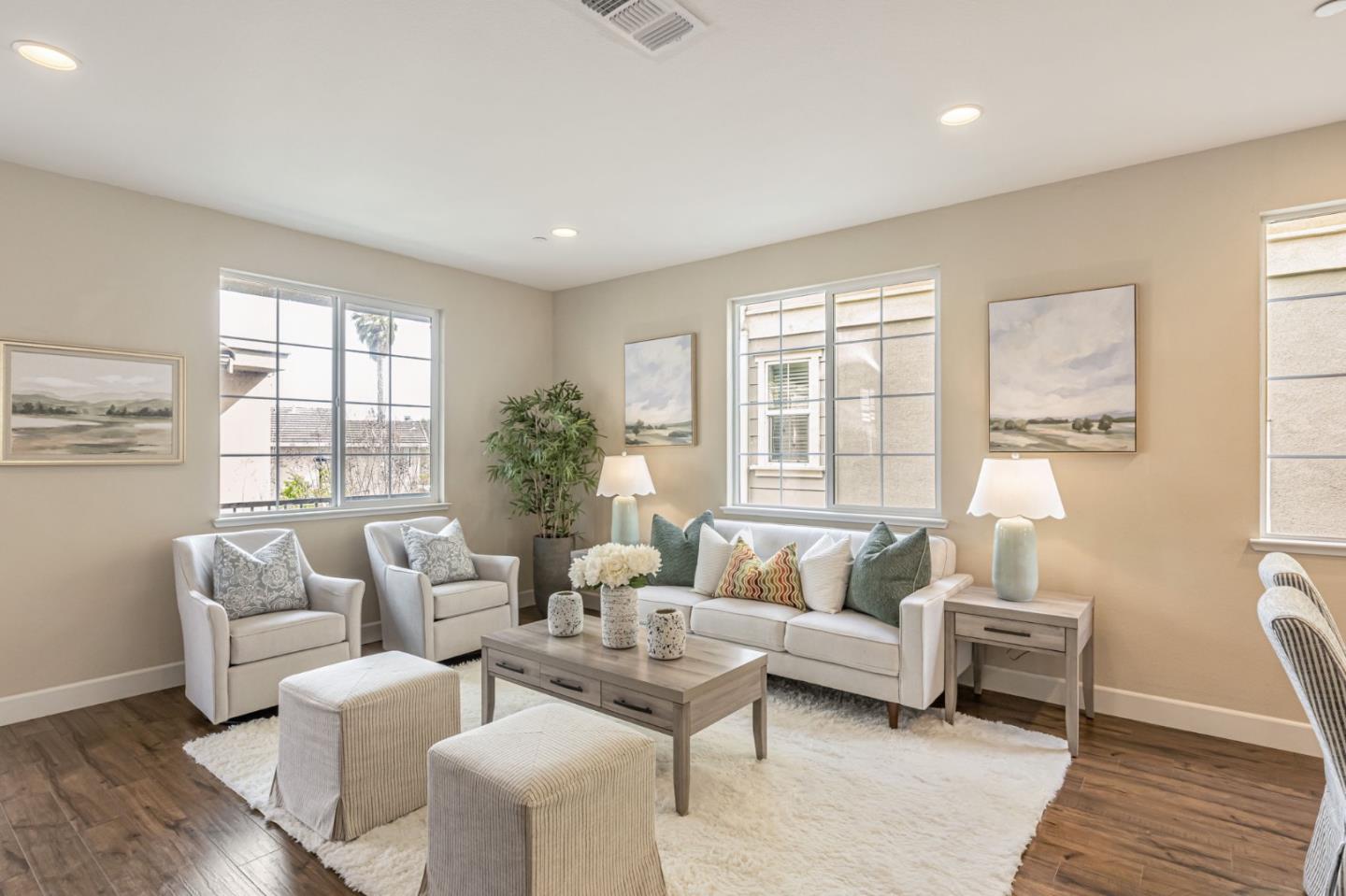 Detail Gallery Image 10 of 34 For 217 Catherine Pl, Hayward,  CA 94544 - 3 Beds | 2/1 Baths