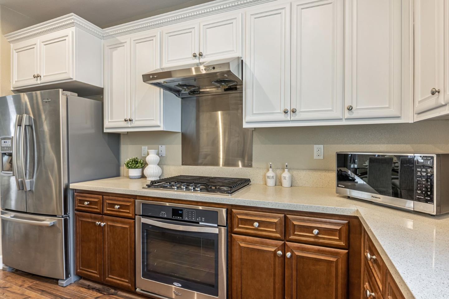 Detail Gallery Image 5 of 34 For 217 Catherine Pl, Hayward,  CA 94544 - 3 Beds | 2/1 Baths