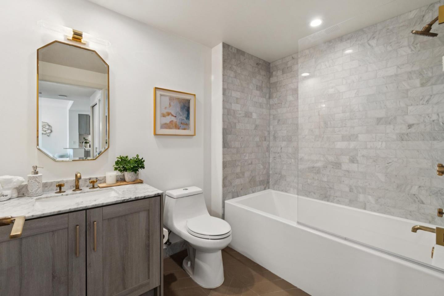 Detail Gallery Image 35 of 65 For 401 Harrison St 25a,  San Francisco,  CA 94105 - 1 Beds | 1 Baths