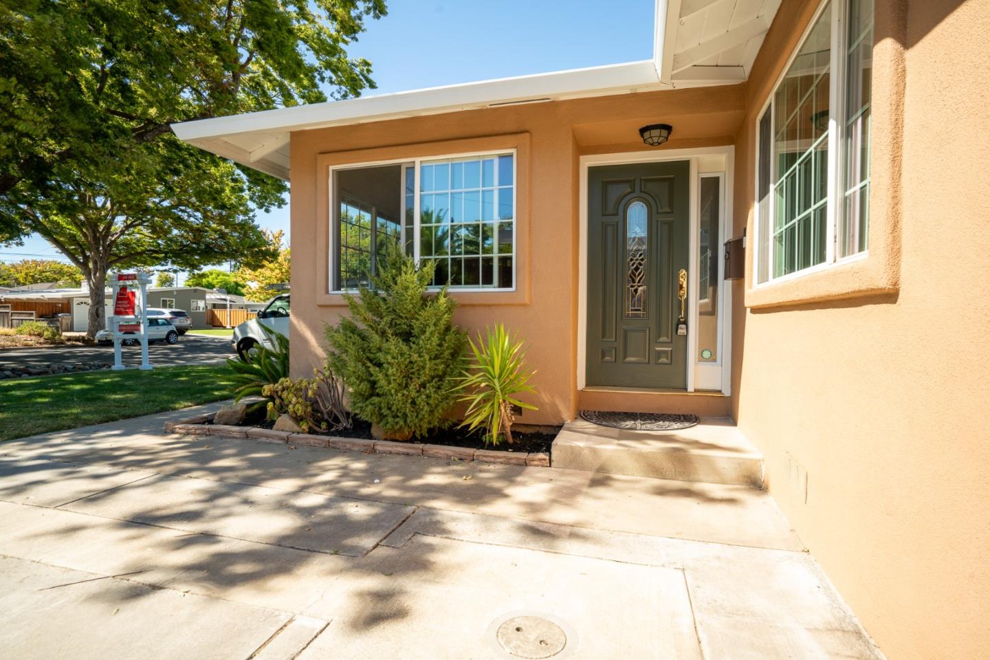 Detail Gallery Image 3 of 32 For 5108 Adair Way, San Jose,  CA 95124 - 3 Beds | 2 Baths