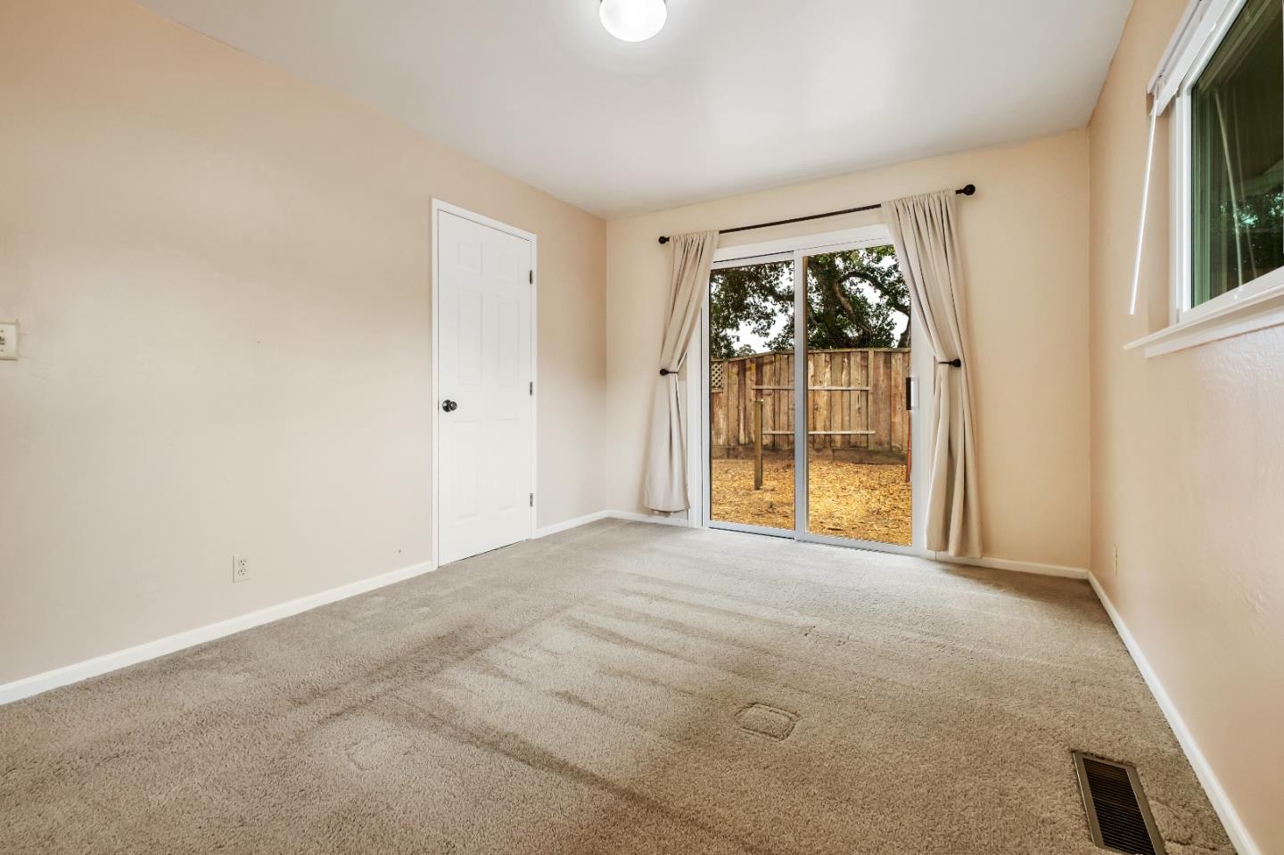 Detail Gallery Image 21 of 33 For 121 Pine Tree Ave, Aromas,  CA 95004 - 3 Beds | 2 Baths