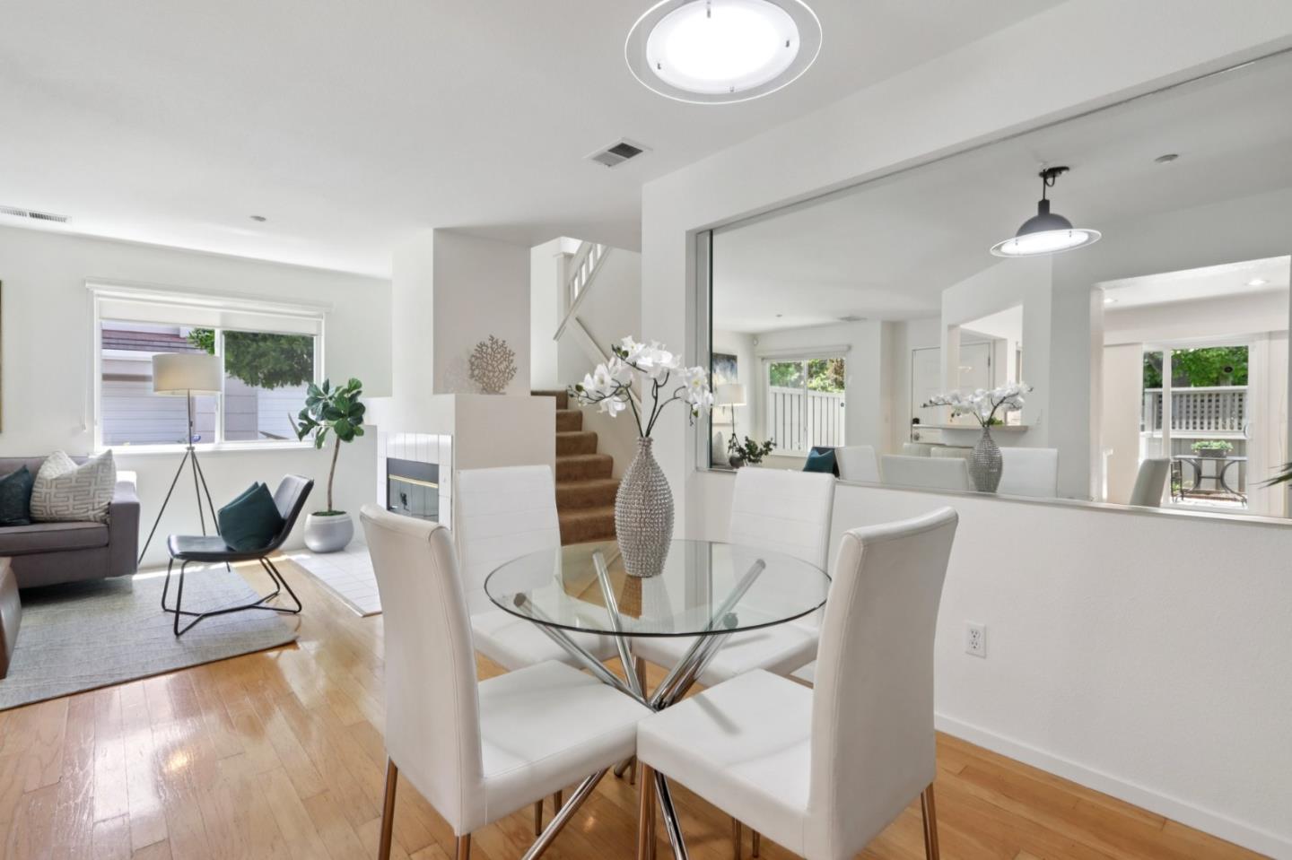 Detail Gallery Image 11 of 31 For 138 Griglio Dr, San Jose,  CA 95134 - 2 Beds | 2 Baths