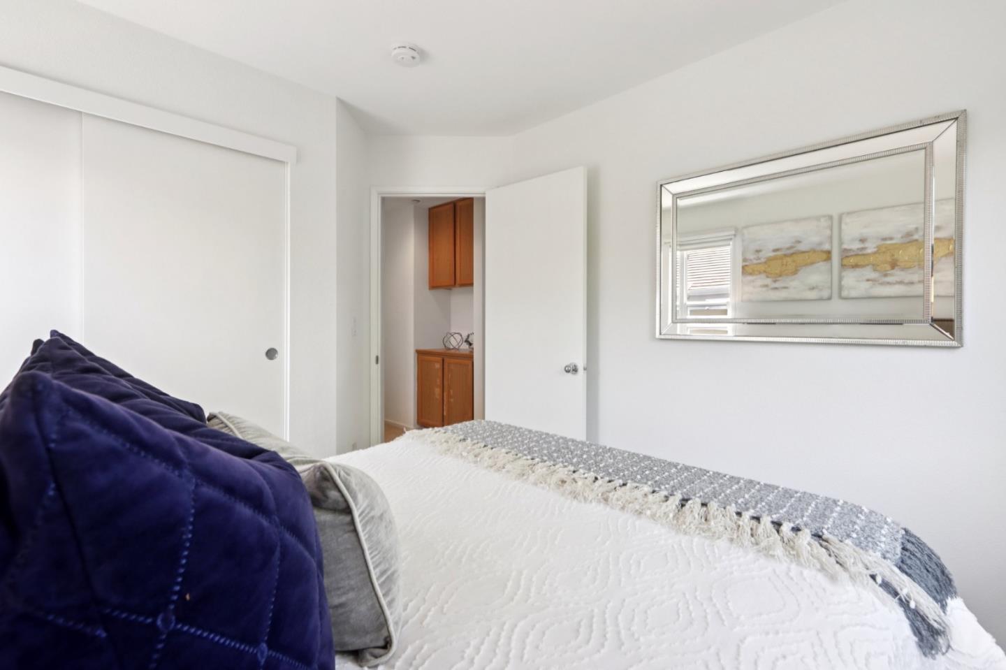 Detail Gallery Image 18 of 31 For 138 Griglio Dr, San Jose,  CA 95134 - 2 Beds | 2 Baths