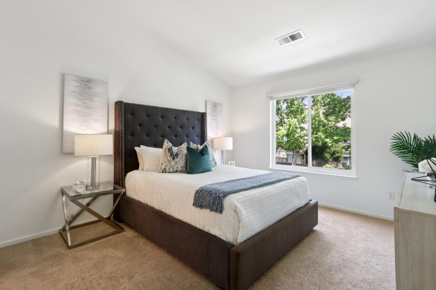 Detail Gallery Image 19 of 31 For 138 Griglio Dr, San Jose,  CA 95134 - 2 Beds | 2 Baths