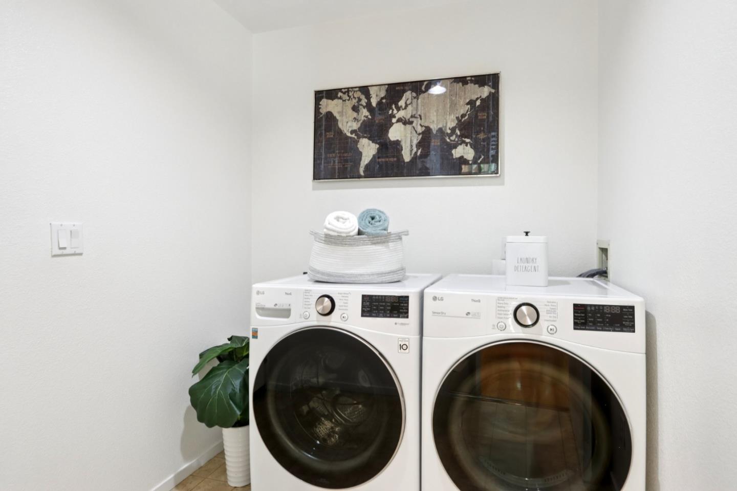 Detail Gallery Image 22 of 31 For 138 Griglio Dr, San Jose,  CA 95134 - 2 Beds | 2 Baths