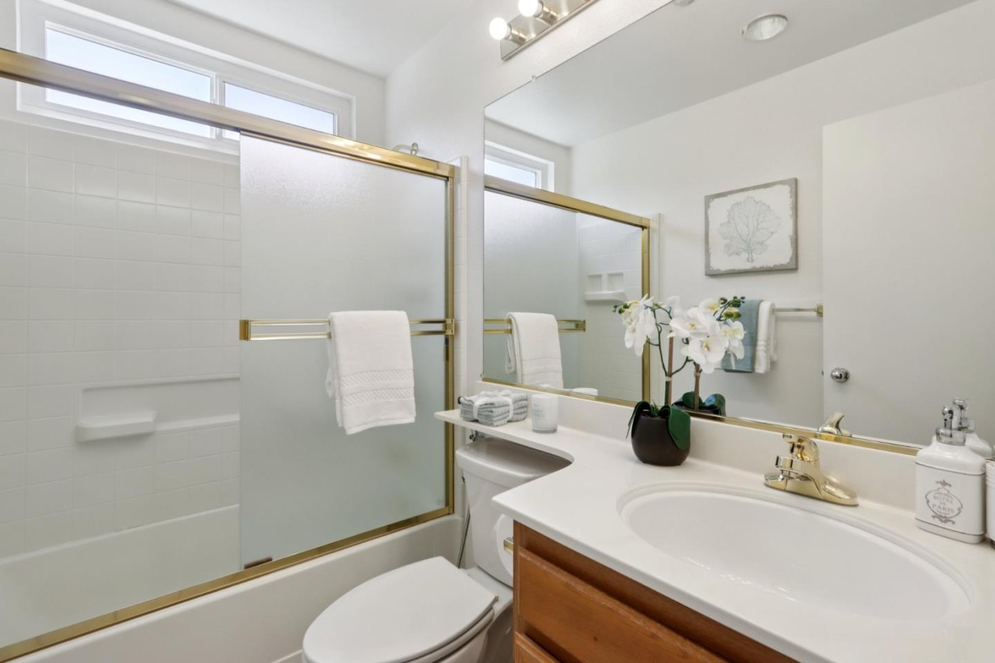 Detail Gallery Image 23 of 31 For 138 Griglio Dr, San Jose,  CA 95134 - 2 Beds | 2 Baths