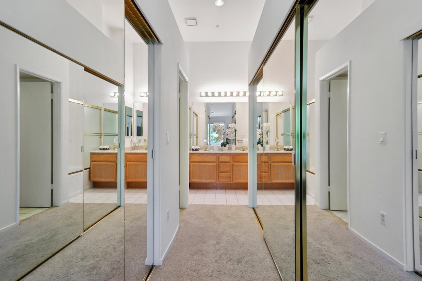 Detail Gallery Image 24 of 31 For 138 Griglio Dr, San Jose,  CA 95134 - 2 Beds | 2 Baths