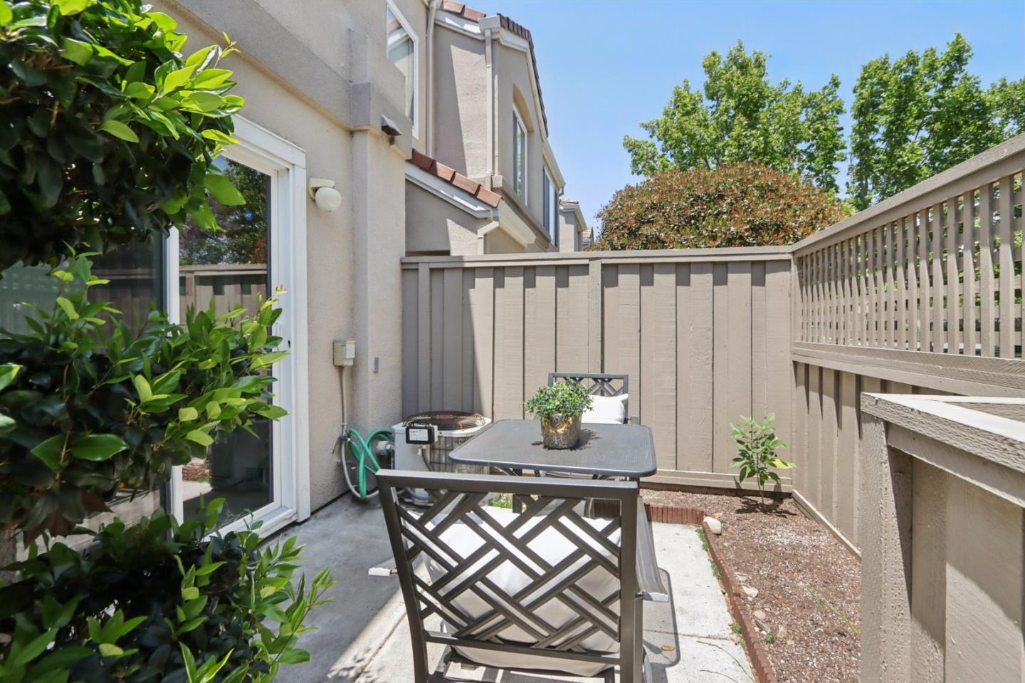 Detail Gallery Image 25 of 31 For 138 Griglio Dr, San Jose,  CA 95134 - 2 Beds | 2 Baths
