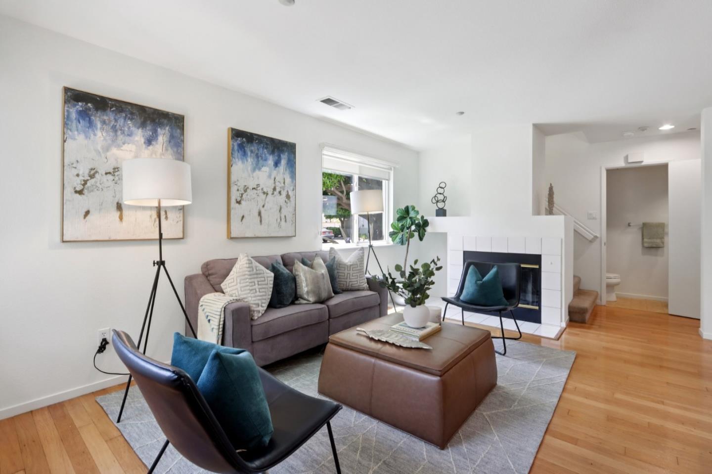 Detail Gallery Image 4 of 31 For 138 Griglio Dr, San Jose,  CA 95134 - 2 Beds | 2 Baths