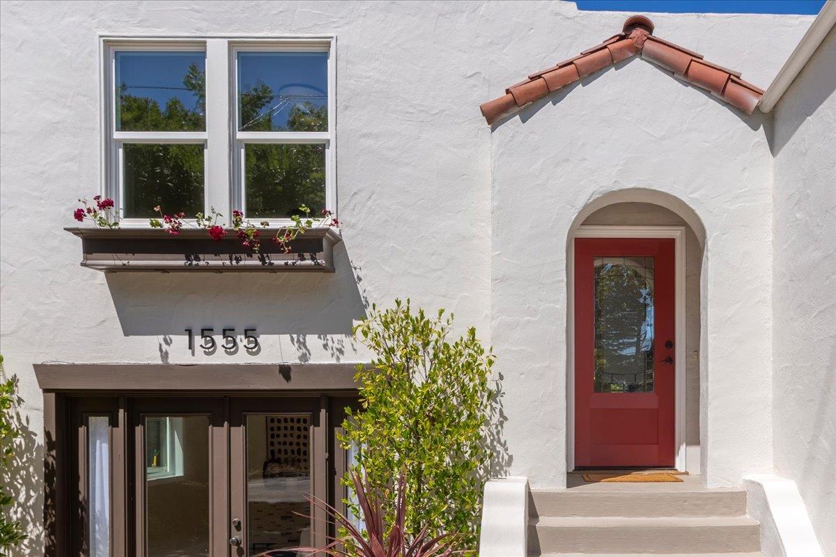 Detail Gallery Image 4 of 40 For 1555 Alma St, Palo Alto,  CA 94301 - 3 Beds | 1/1 Baths