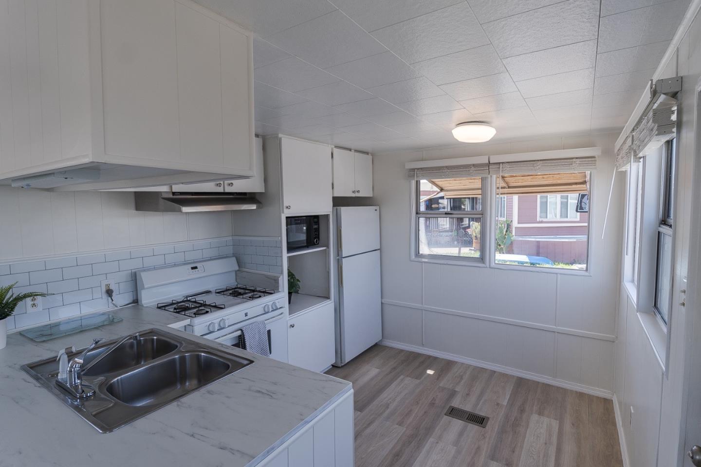 Detail Gallery Image 10 of 15 For 1740 Broadway St #29,  Vallejo,  CA 94589 - 1 Beds | 1 Baths