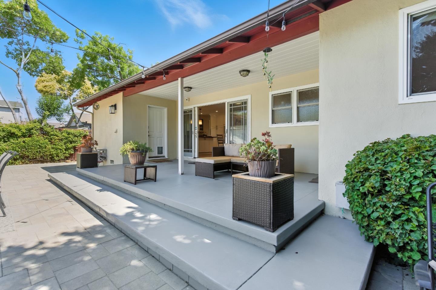 Detail Gallery Image 27 of 39 For 1640 Kentfield Ave, Redwood City,  CA 94061 - 3 Beds | 2 Baths