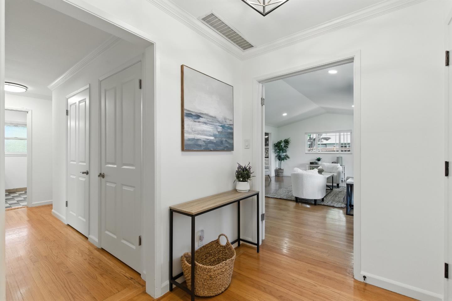 Detail Gallery Image 6 of 39 For 1640 Kentfield Ave, Redwood City,  CA 94061 - 3 Beds | 2 Baths