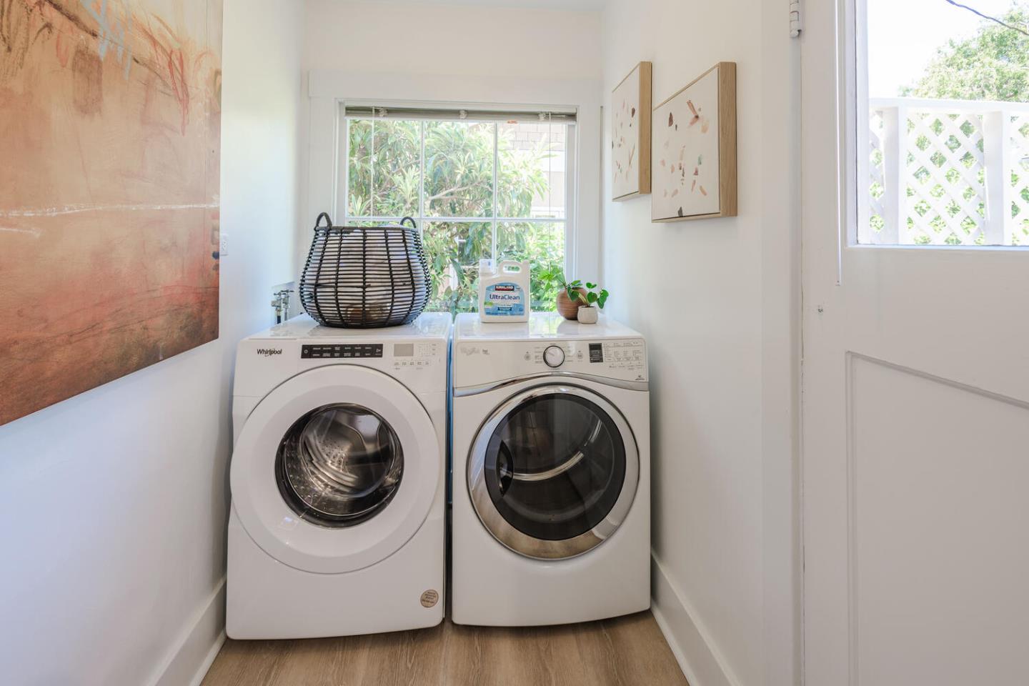 Detail Gallery Image 13 of 26 For 1124 Vancouver Ave, Burlingame,  CA 94010 - 2 Beds | 1 Baths