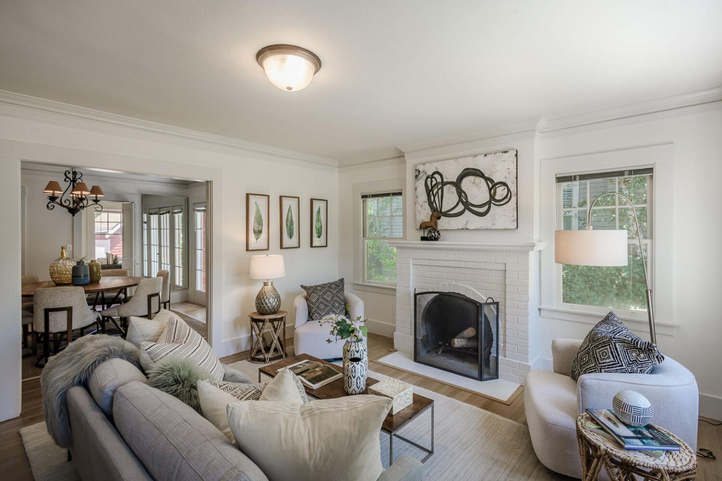 Detail Gallery Image 2 of 26 For 1124 Vancouver Ave, Burlingame,  CA 94010 - 2 Beds | 1 Baths