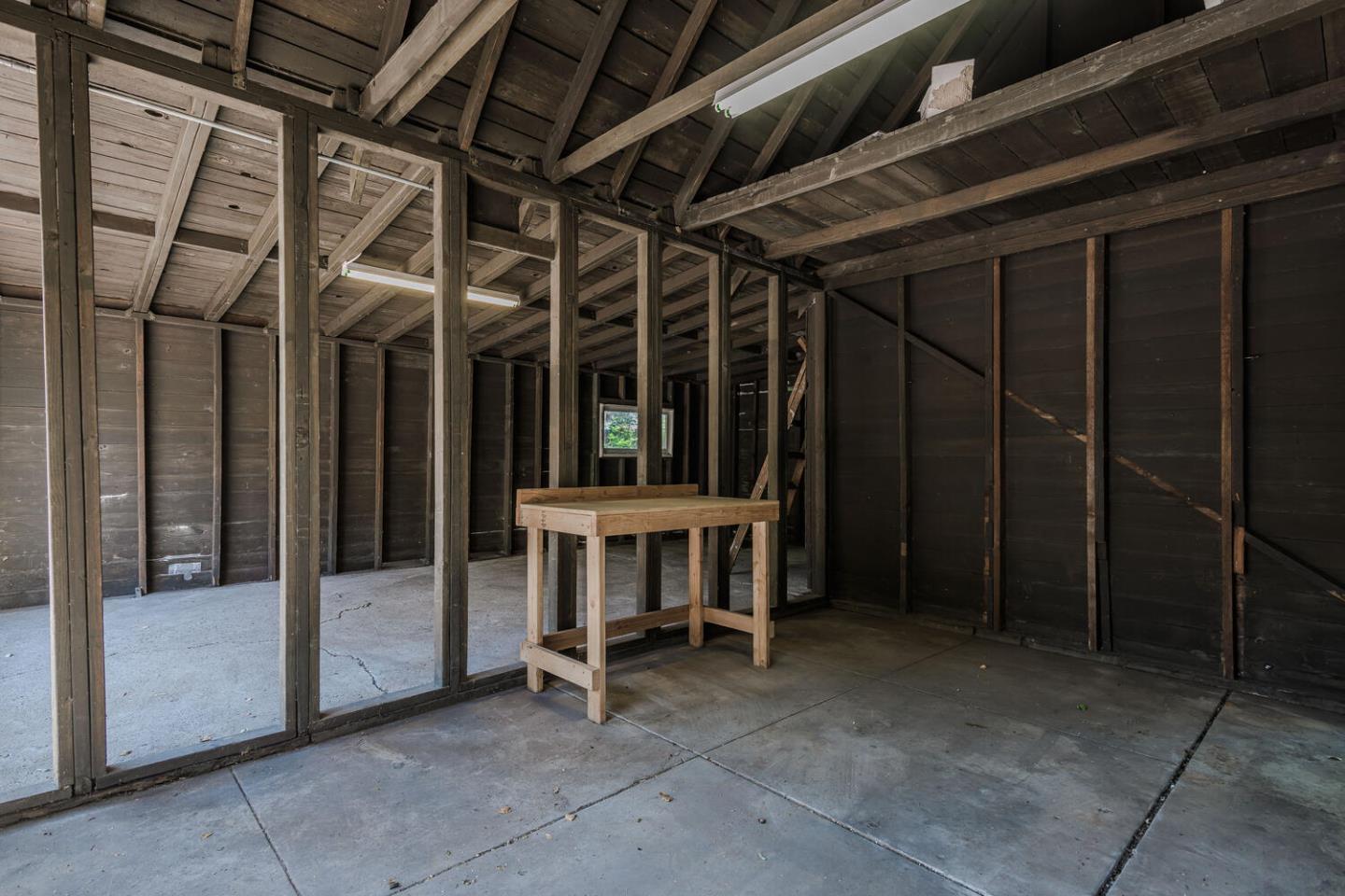 Detail Gallery Image 22 of 26 For 1124 Vancouver Ave, Burlingame,  CA 94010 - 2 Beds | 1 Baths