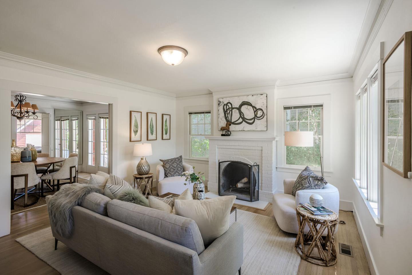 Detail Gallery Image 3 of 26 For 1124 Vancouver Ave, Burlingame,  CA 94010 - 2 Beds | 1 Baths